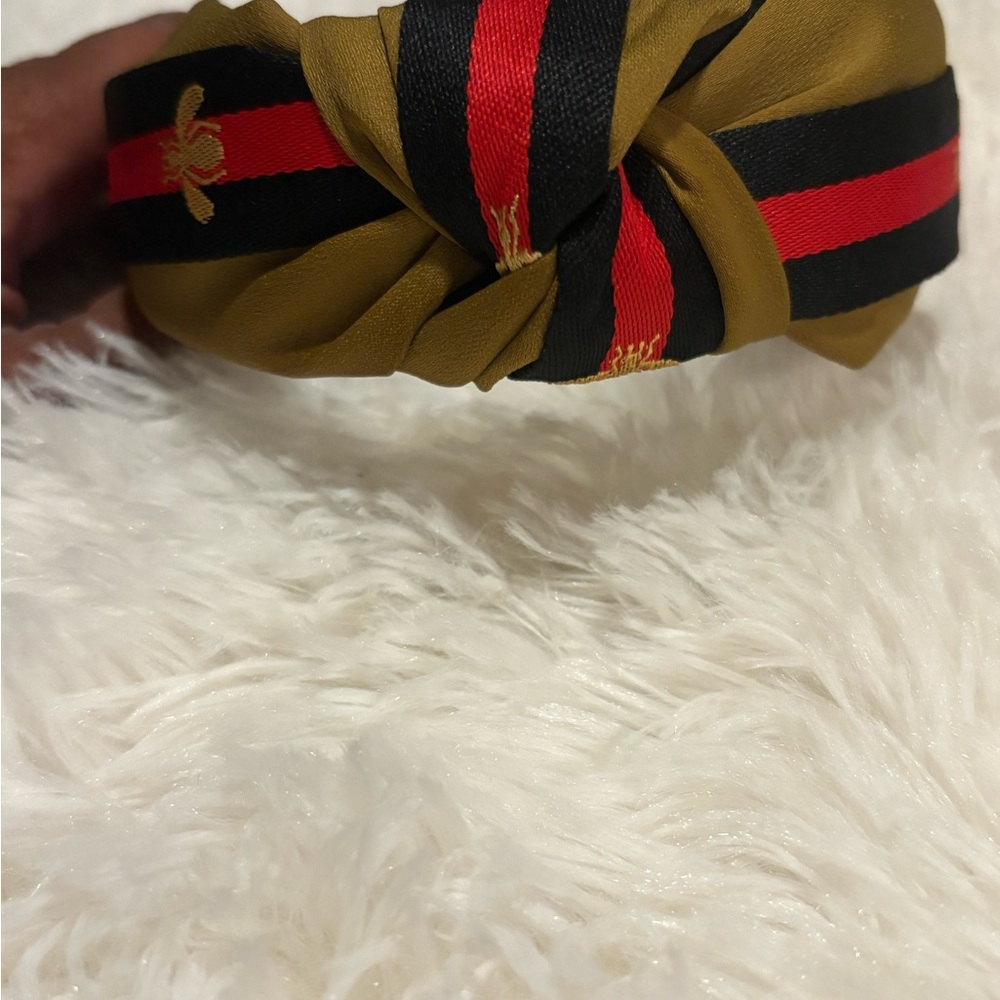 Fashion Headband with Red Stripe and 🐝-NWOT - Picture 8 of 13